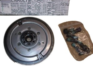 Volant bimasse Renault Fluence 2.0 16V 123001715R - NEUF D'ORIGINE OE