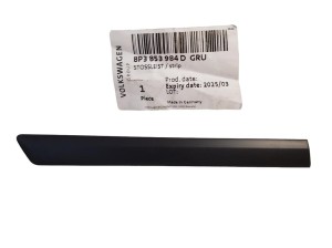 Garniture d'aile arrière droite 8P3853984D Audi A3 8P3 - NEUF D'ORIGINE OE