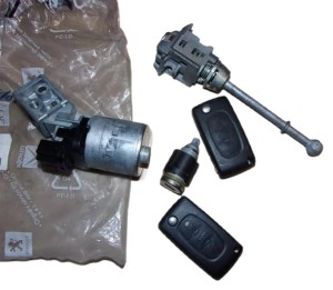 COMMUTATEUR D'ALLUMAGE + ENSEMBLE DE SERRURE CITROEN C5 III 4162.NT