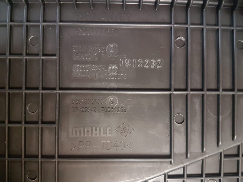 165001429R.jpg