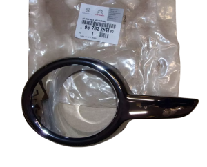 Douille de lampe halogène gauche 9676233180 Peugeot 208 - NEUF D'ORIGINE OE