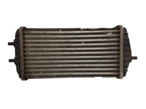 Refroidisseur d'air Intercooler 28270-2A570 KIA Ceed Hyundai i30 Original