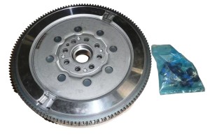 VOLANT MOTEUR BI-MASSE RENAULT 1.6 DCI 123007270R
