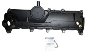 COUVERCLE DE SOUPAPE RENAULT 8200756123