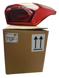 FEU ARRIÈRE DROIT CITROEN C-ELEYSEE 9818810280