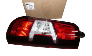 FEU ARRIÈRE DROIT CITROEN PEUGEOT OPEL TOYOTA 9820554880