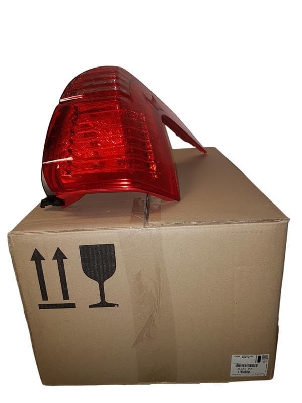 LAMPA PRAWY TYŁ PEUGEOT 5008 6351KH NOWY ORYGINAŁ OE IDEALPARTS.PL