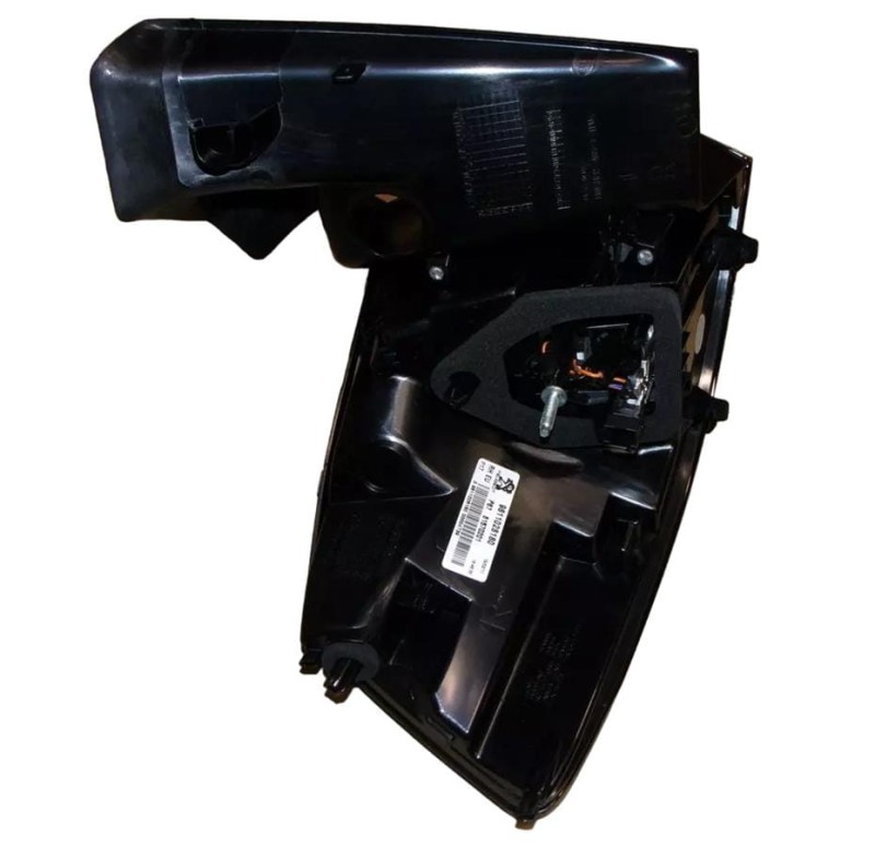 Lampa Prawy Tył Peugeot 5008 9811028180 idealparts.pl
