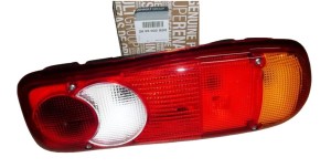 Feu arrière droit Renault Master III 265500292R - NEUF D'ORIGINE OE