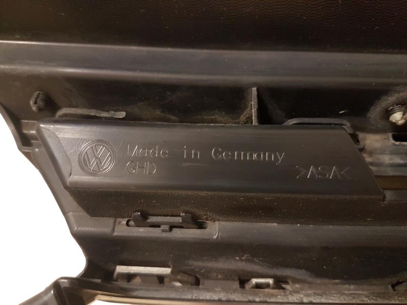 Atrapa Chłodnicy Volkswagen Passat B8 3G0853653 3G0853651 Oryginał OE IDEALPARTS.PL